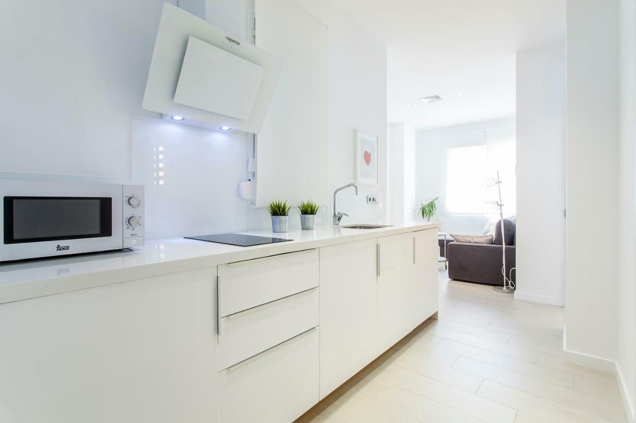 R&C Apartments Close To Center فالنسيا المظهر الخارجي الصورة
